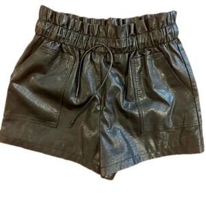 FAUX LEATHER shorts